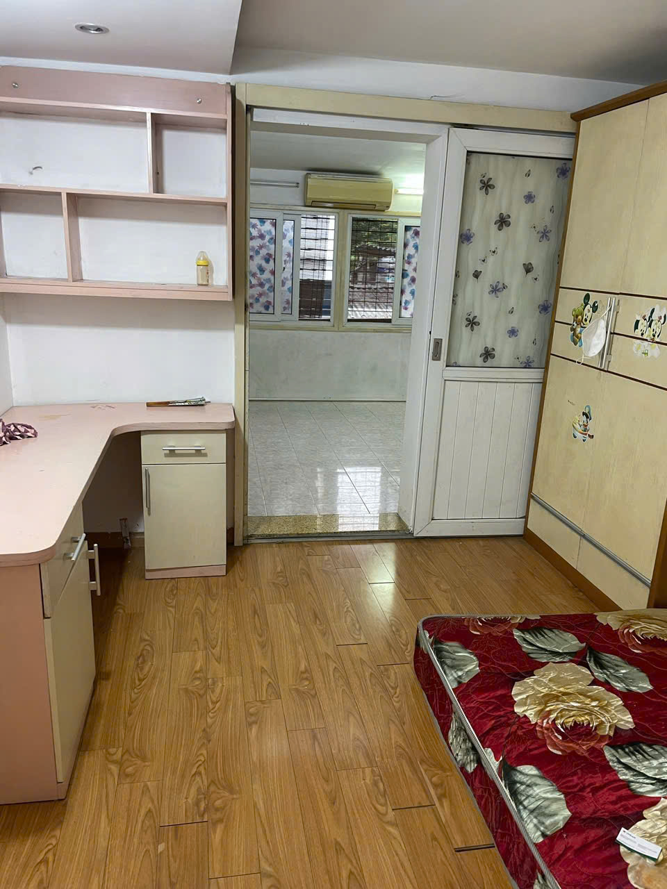 Cho thuê căn hộ Tập thể tầng 3 Quỳnh Mai, 60m2, 2 ngủ, 7 Triệu ở hộ gia đình - Ảnh chính